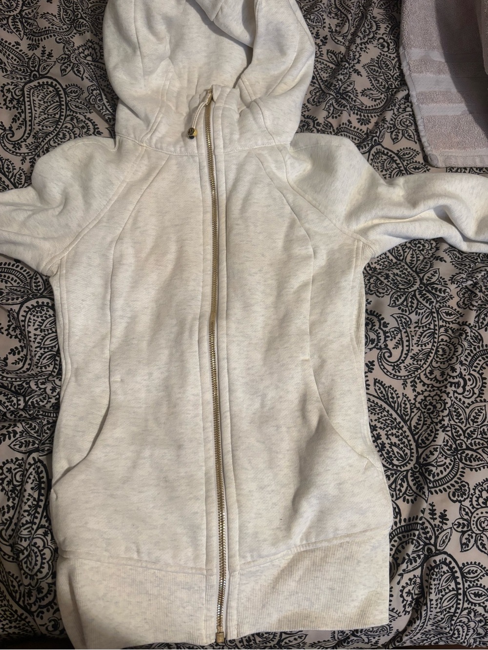 lululemon athletica Cream Full‑Zip Hooded Puffer Jacket